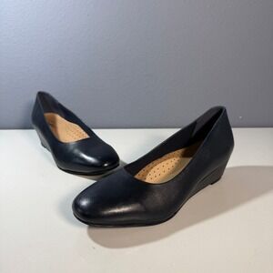 Trotters Women Navy Blue Denisse Pumps Leather Shoes Size 8N